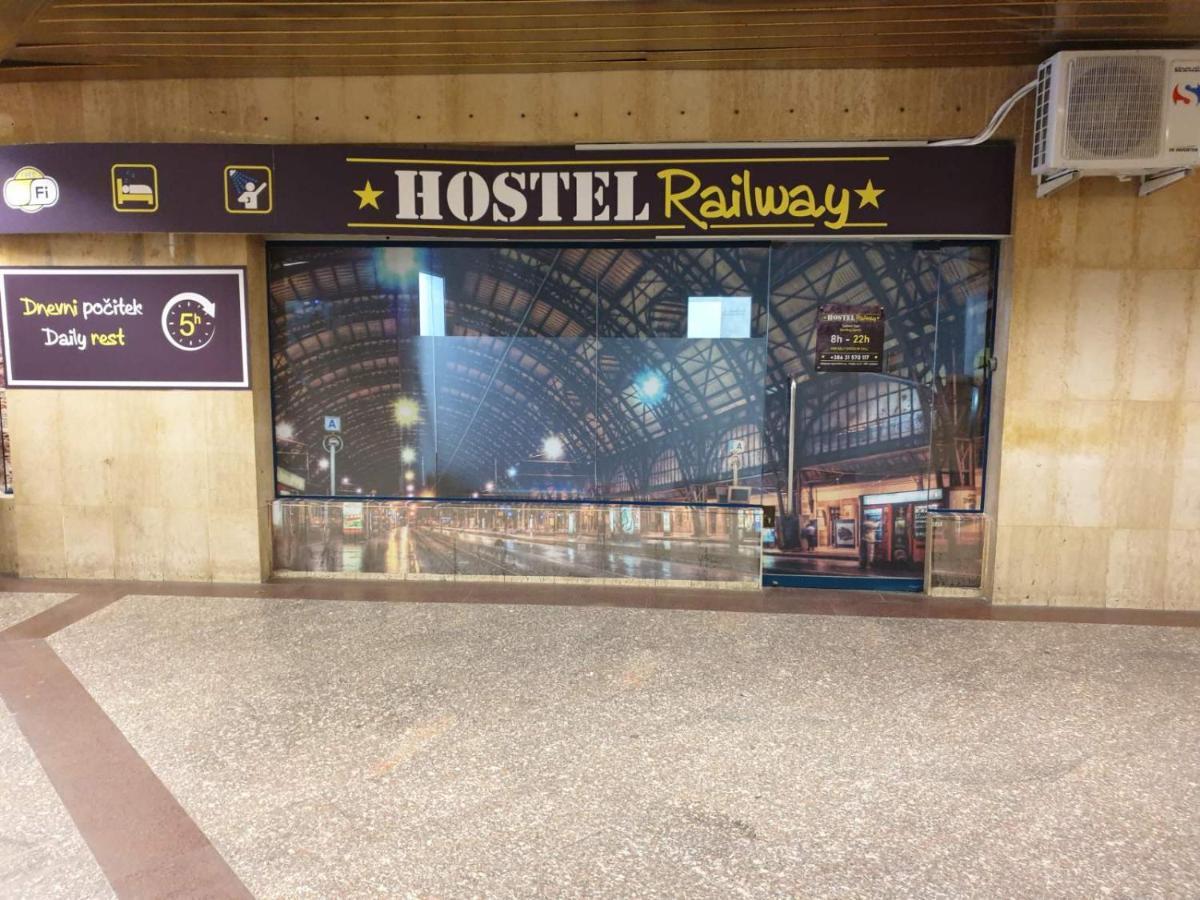 Hostel Railway Любляна Екстериор снимка