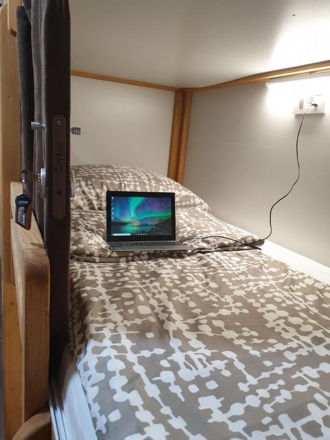 Hostel Railway Любляна Екстериор снимка