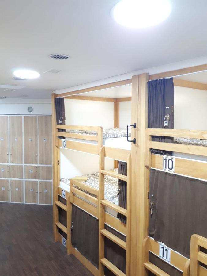 Hostel Railway Любляна Екстериор снимка