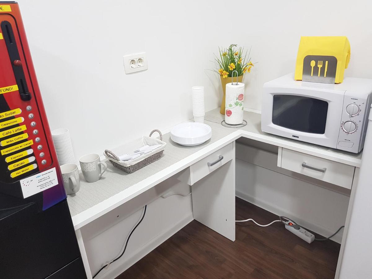 Hostel Railway Любляна Екстериор снимка